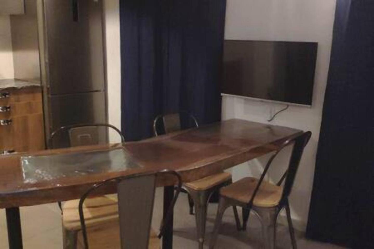 Taocasa Metal Appartement Olot Buitenkant foto